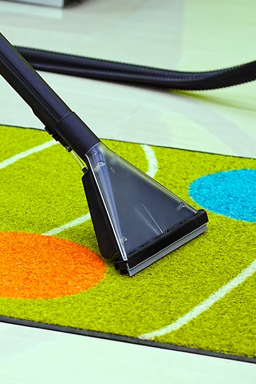 Carpet shampooing services